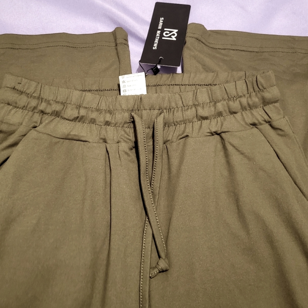 Pants NWT Sarin Mathews